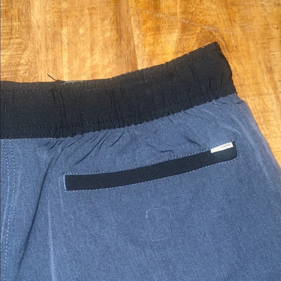 Vuori Blue Athletic Shorts Lightweight Modern Design - Picture 3 of 5